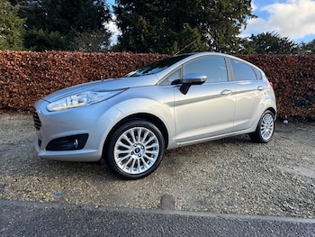 2013 (13) - 1.0 EcoBoost 125 Titanium 5dr