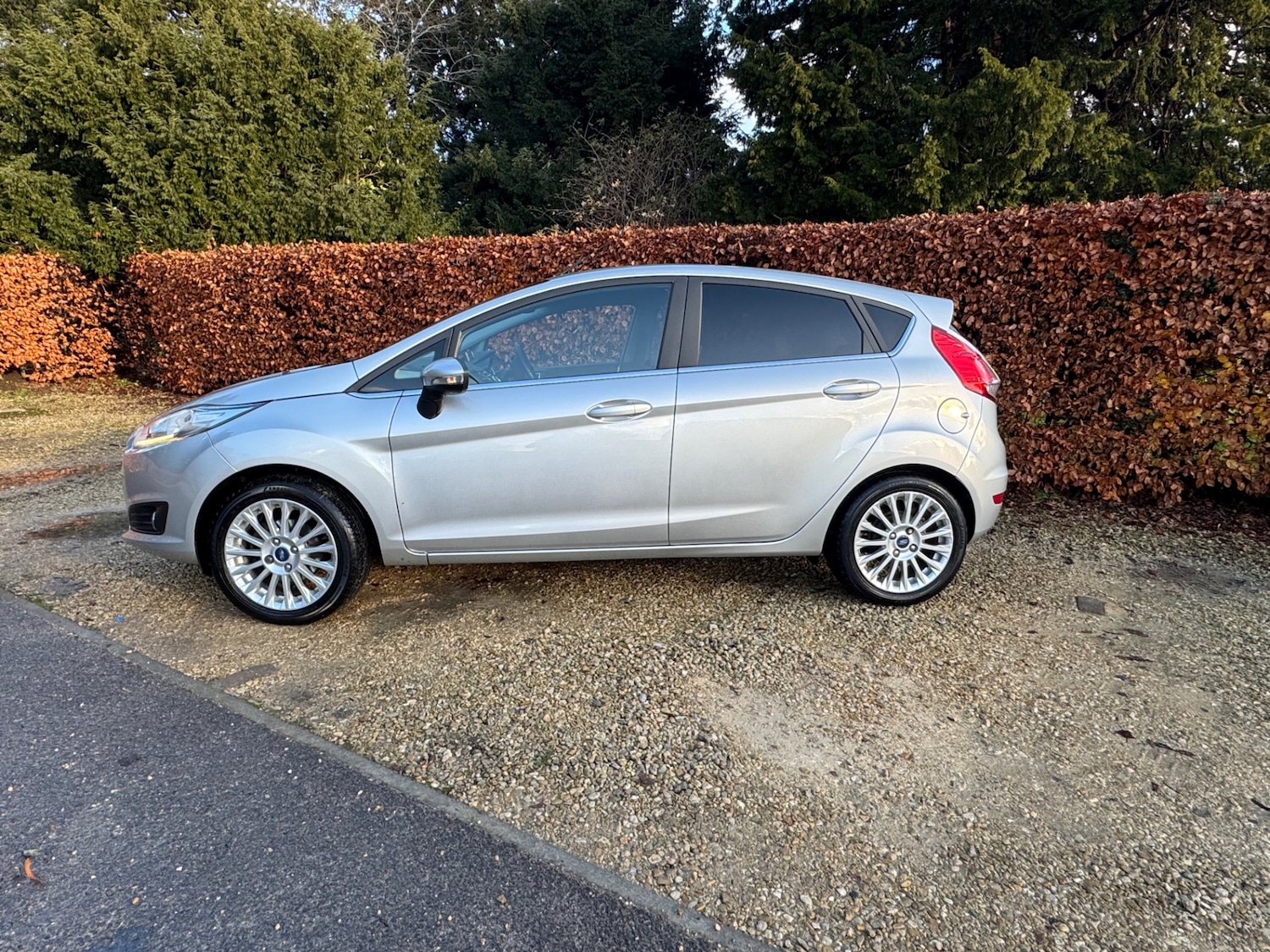 Used Ford Fiesta 2013 for sale - 76758805: Photo 3