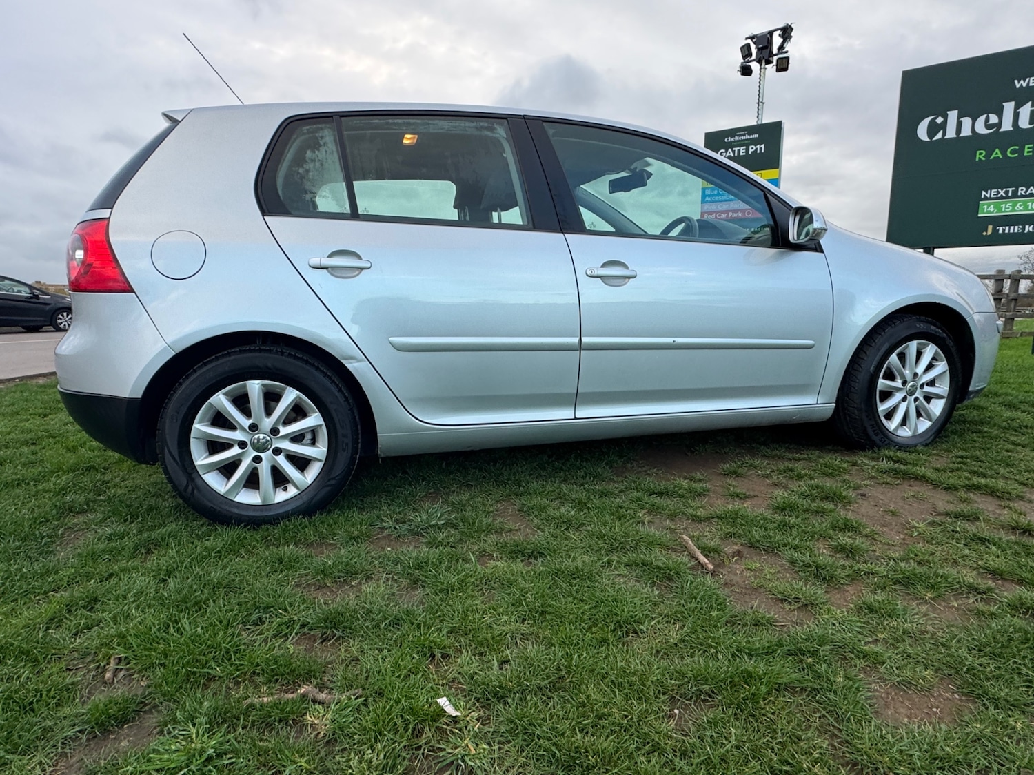 Used Volkswagen Golf 2007 for sale - 76511064: Photo 9