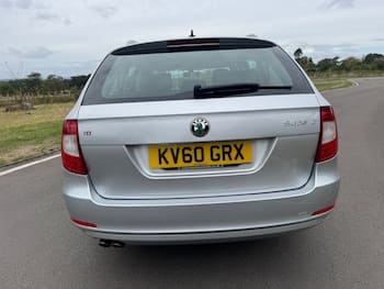 Used Skoda Superb 2010 for sale - 79740017: Photo
