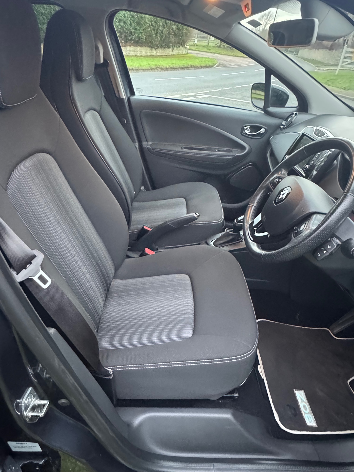 Used Renault Zoe 2018 for sale - 77213644: Photo 16