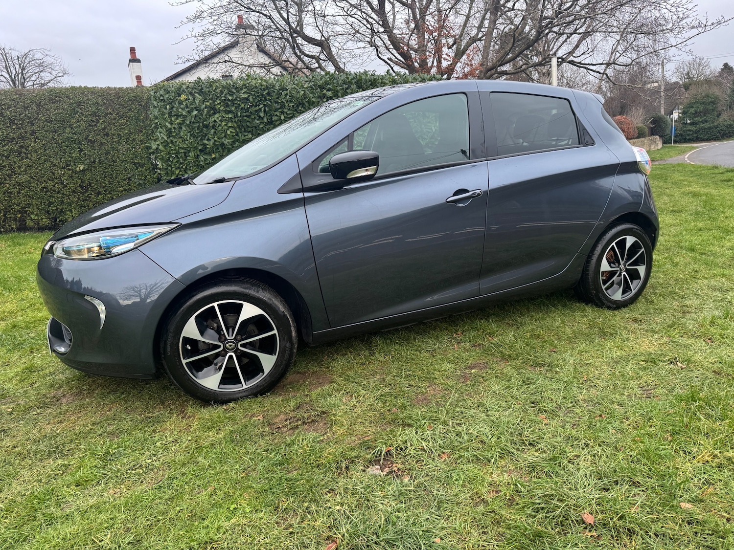 Used Renault Zoe 2018 for sale - 77213644: Photo 2