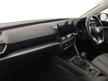 Used SEAT Leon 2021 for sale - 75939900: Photo