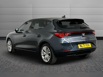 Used SEAT Leon 2021 for sale - 75939900: Photo