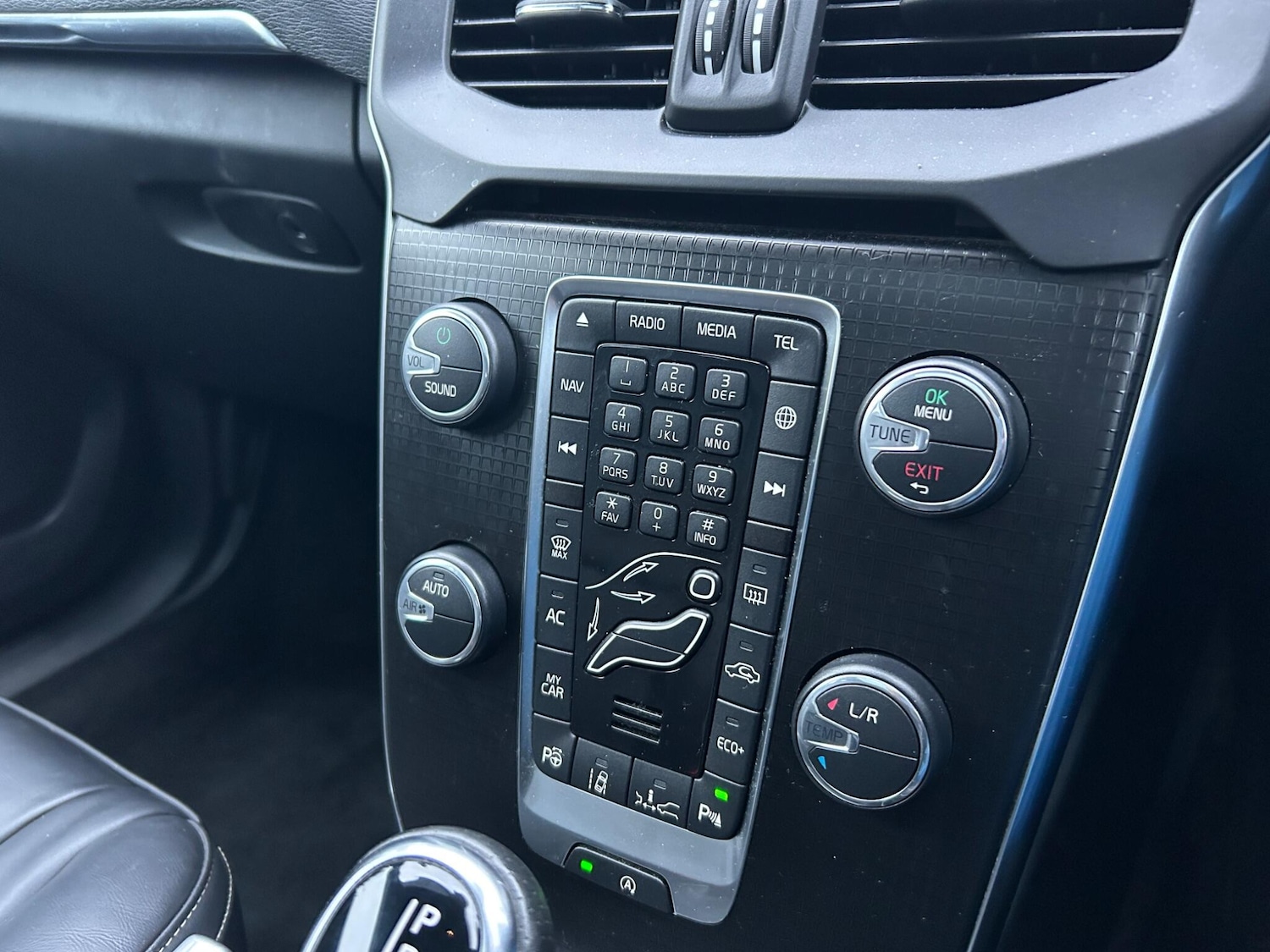 Used Volvo V40 for sale - 78116153: Photo 32