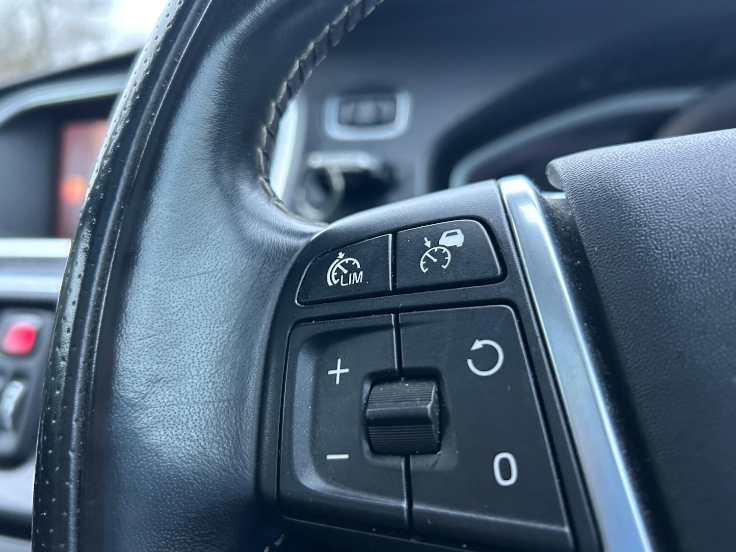 Used Volvo V40 for sale - 78116153: Photo 33