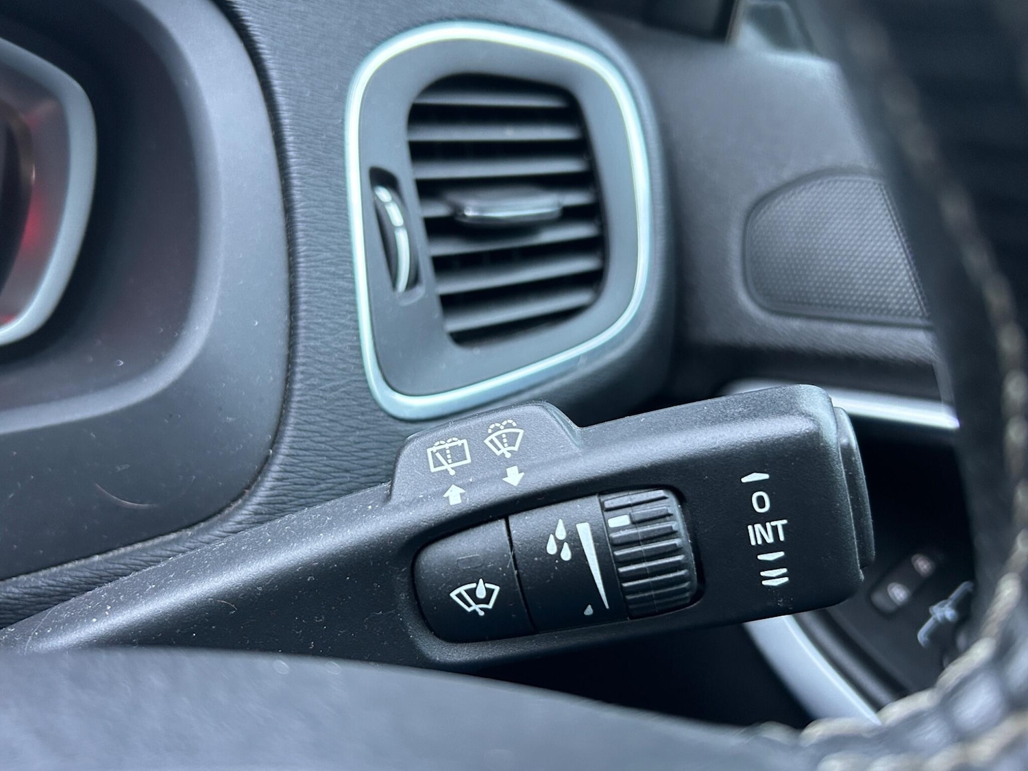 Used Volvo V40 for sale - 78116153: Photo 35