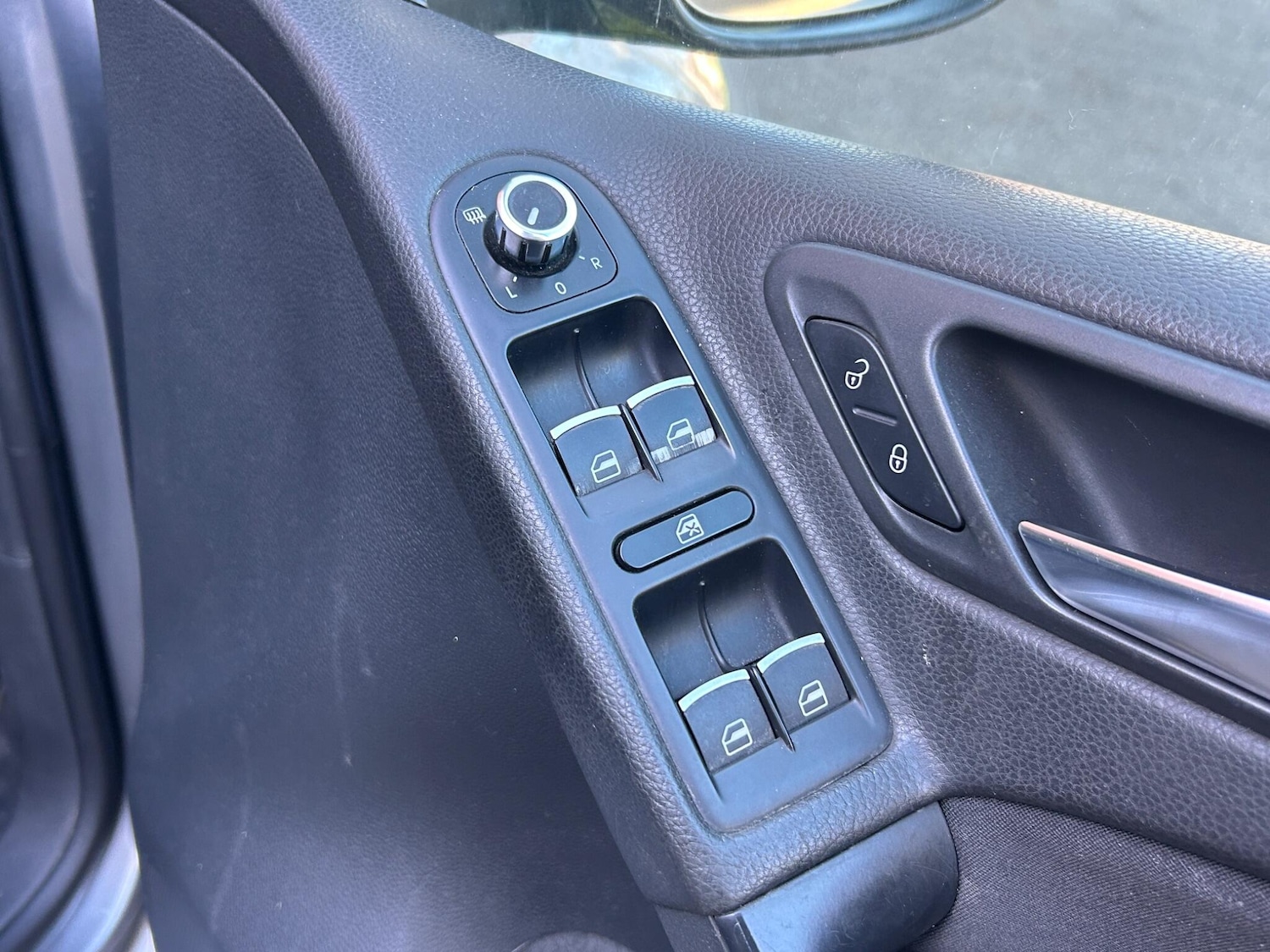 Used Volkswagen Golf 2009 for sale - 78170958: Photo 31