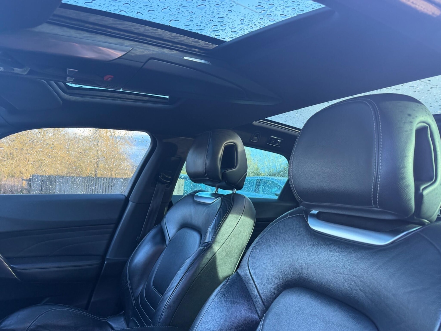 Used Citroen DS5 2012 for sale - 78116241: Photo 10