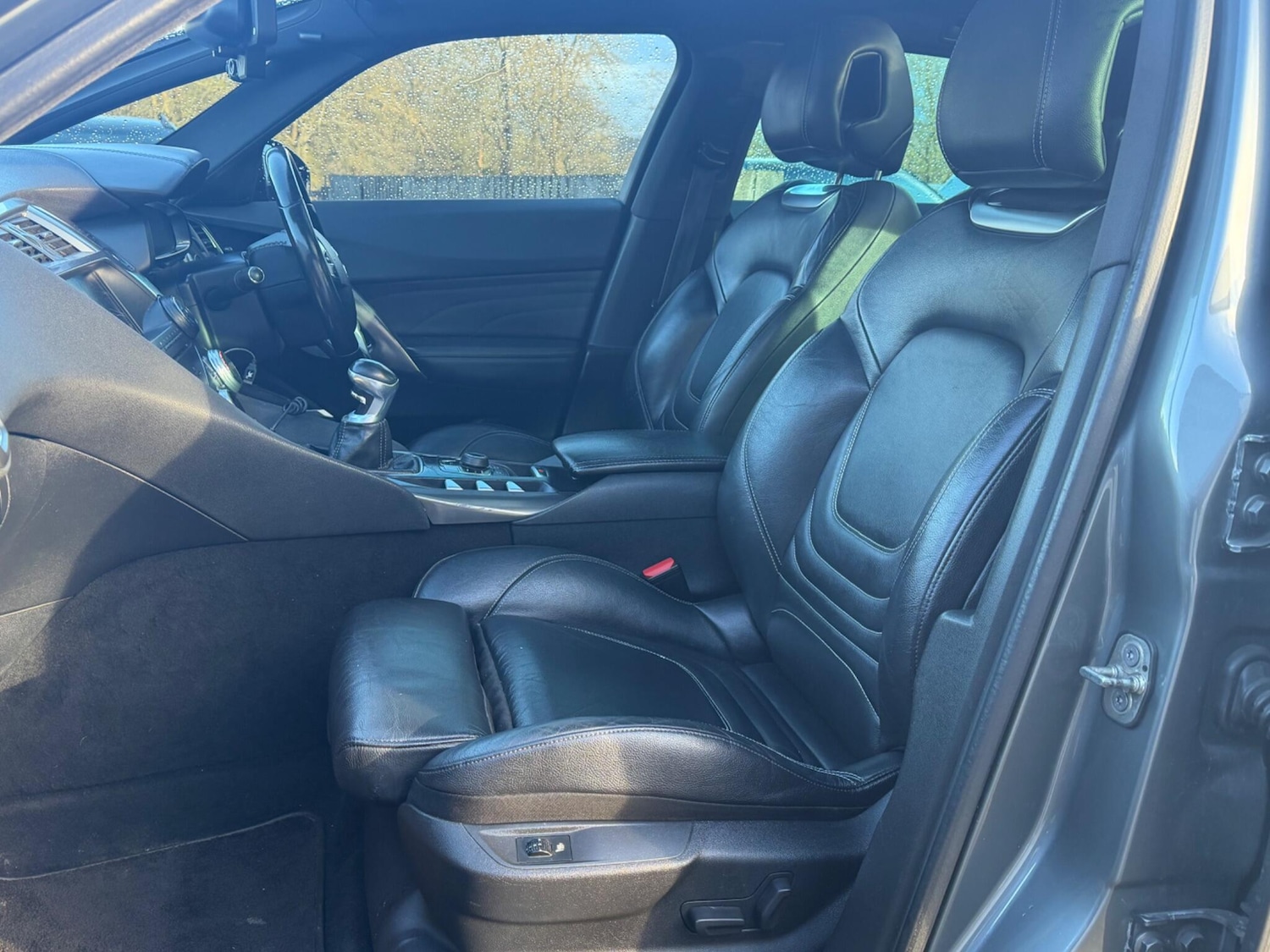 Used Citroen DS5 2012 for sale - 78116241: Photo 8