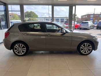 Used BMW 1 Series 2017 for sale - 79539696: Photo