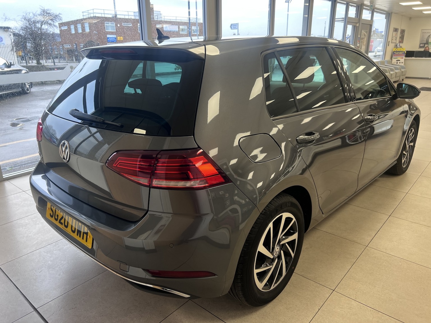 Used Volkswagen Golf 2020 for sale - 77313961: Photo 5