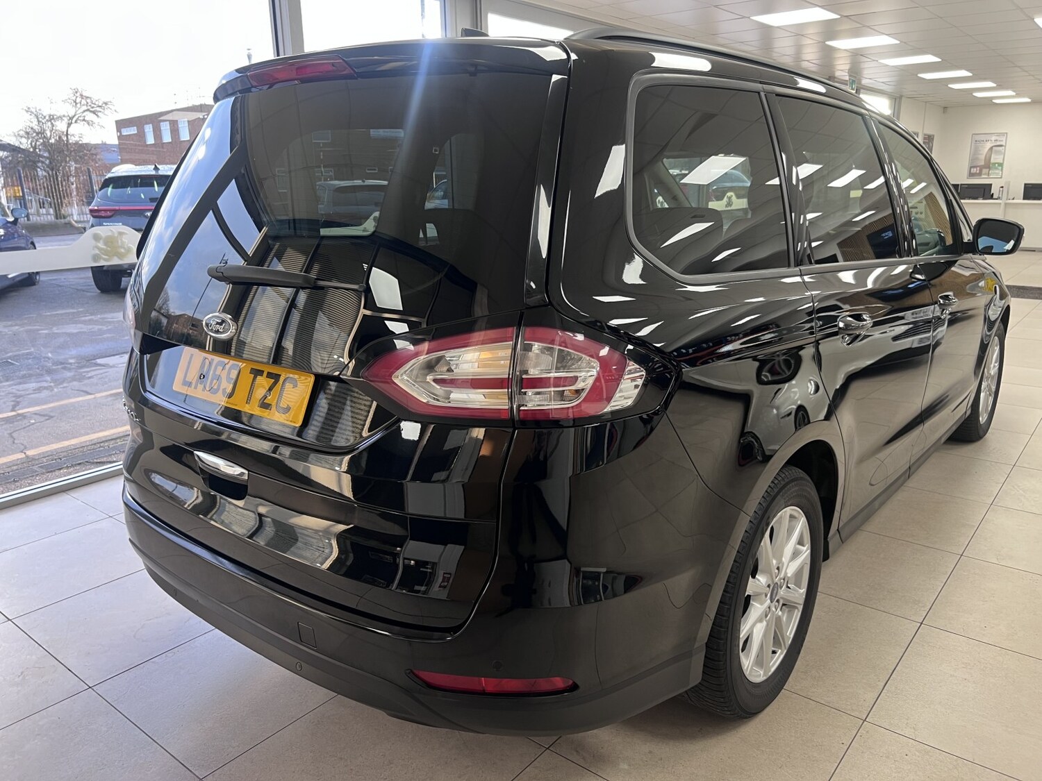 Used Ford Galaxy 2019 for sale - 77494819: Photo 8