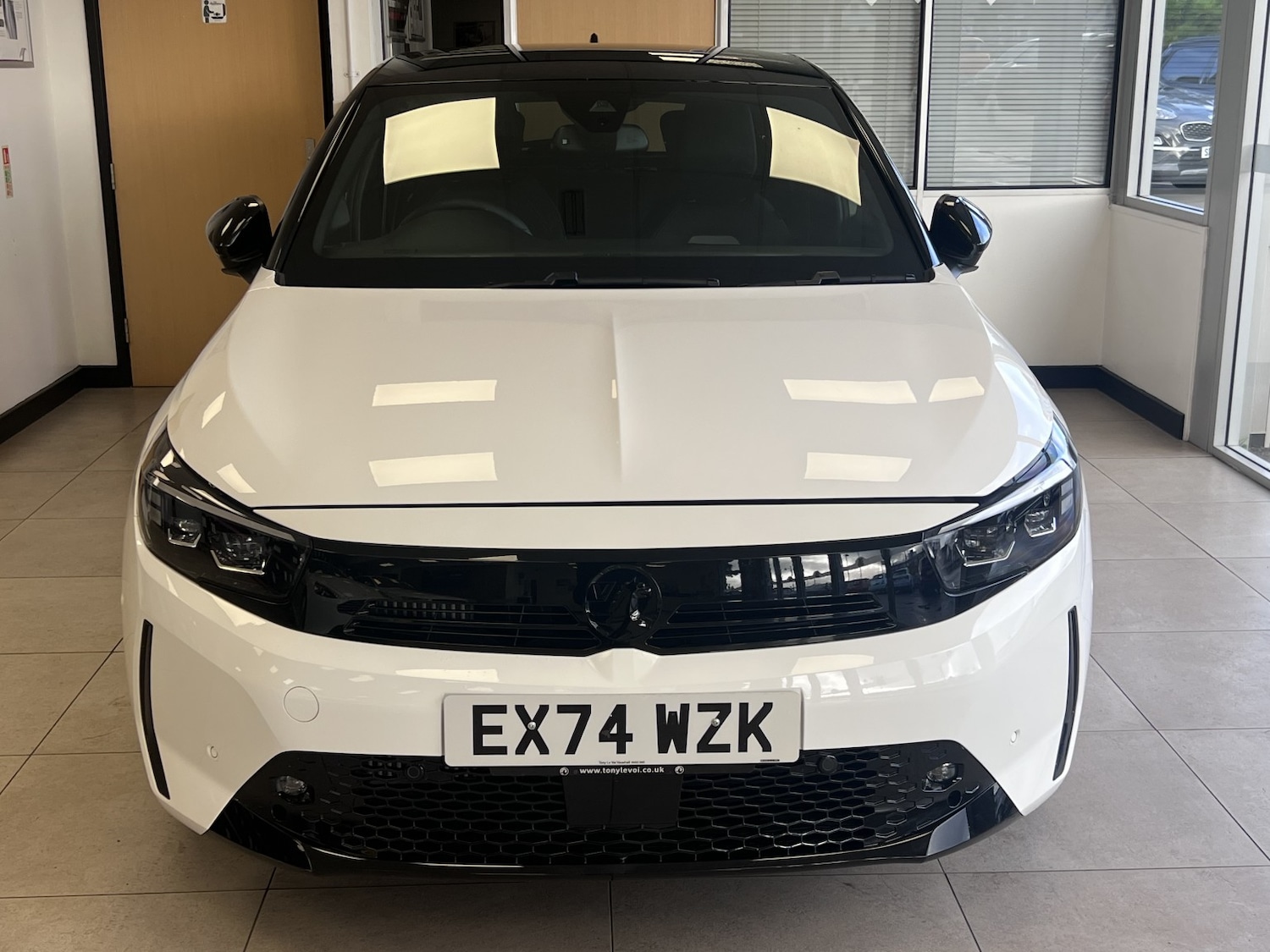 Used Vauxhall Corsa 2024 for sale - 78077863: Photo 2