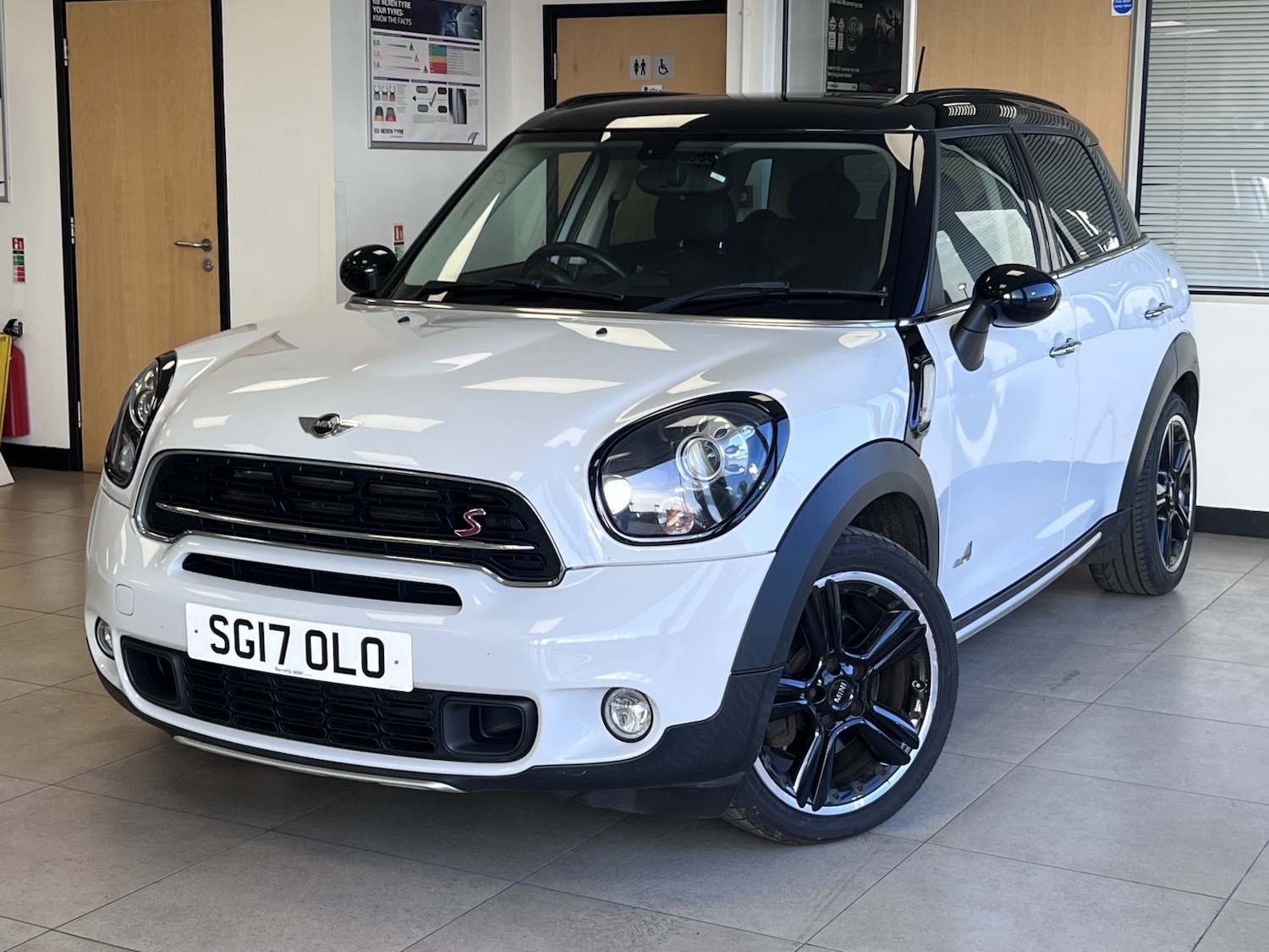 Used MINI Countryman 2017 for sale - 77881099: Photo 3