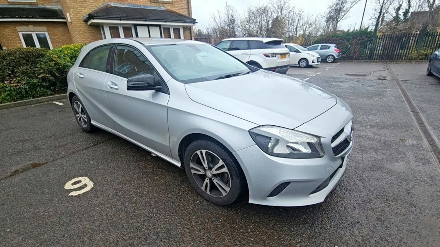 Used Mercedes-Benz A-Class 2017 for sale - 76877627: Photo 1