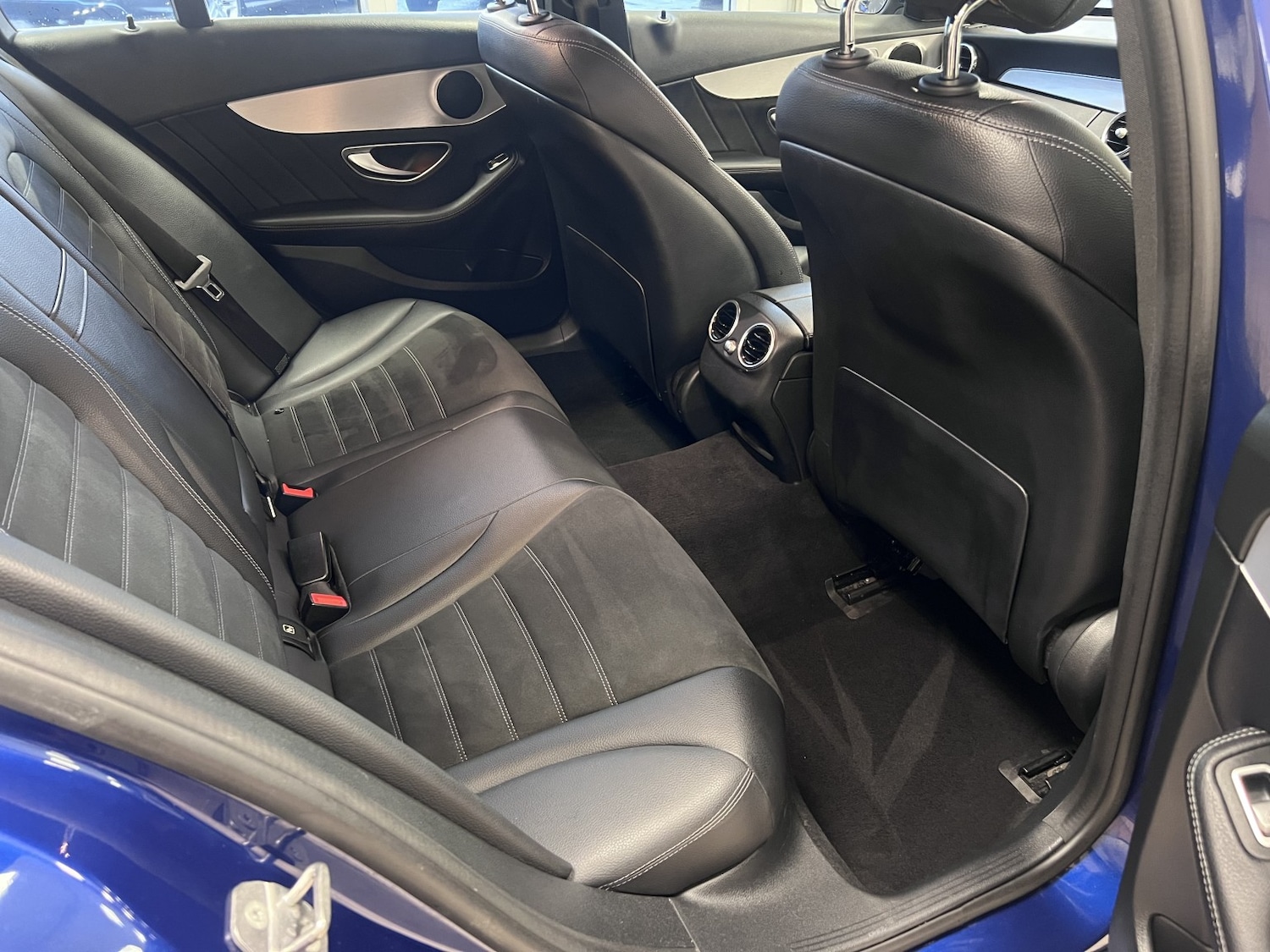 Used Mercedes-Benz C Class 2019 for sale - 77465623: Photo 12