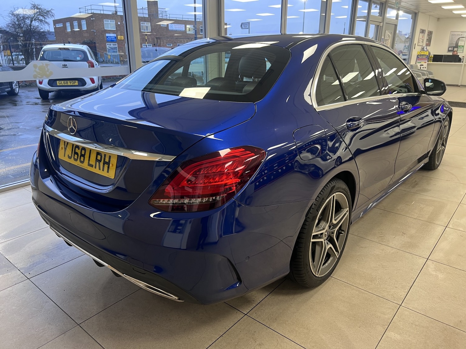 Used Mercedes-Benz C Class 2019 for sale - 77465623: Photo 5