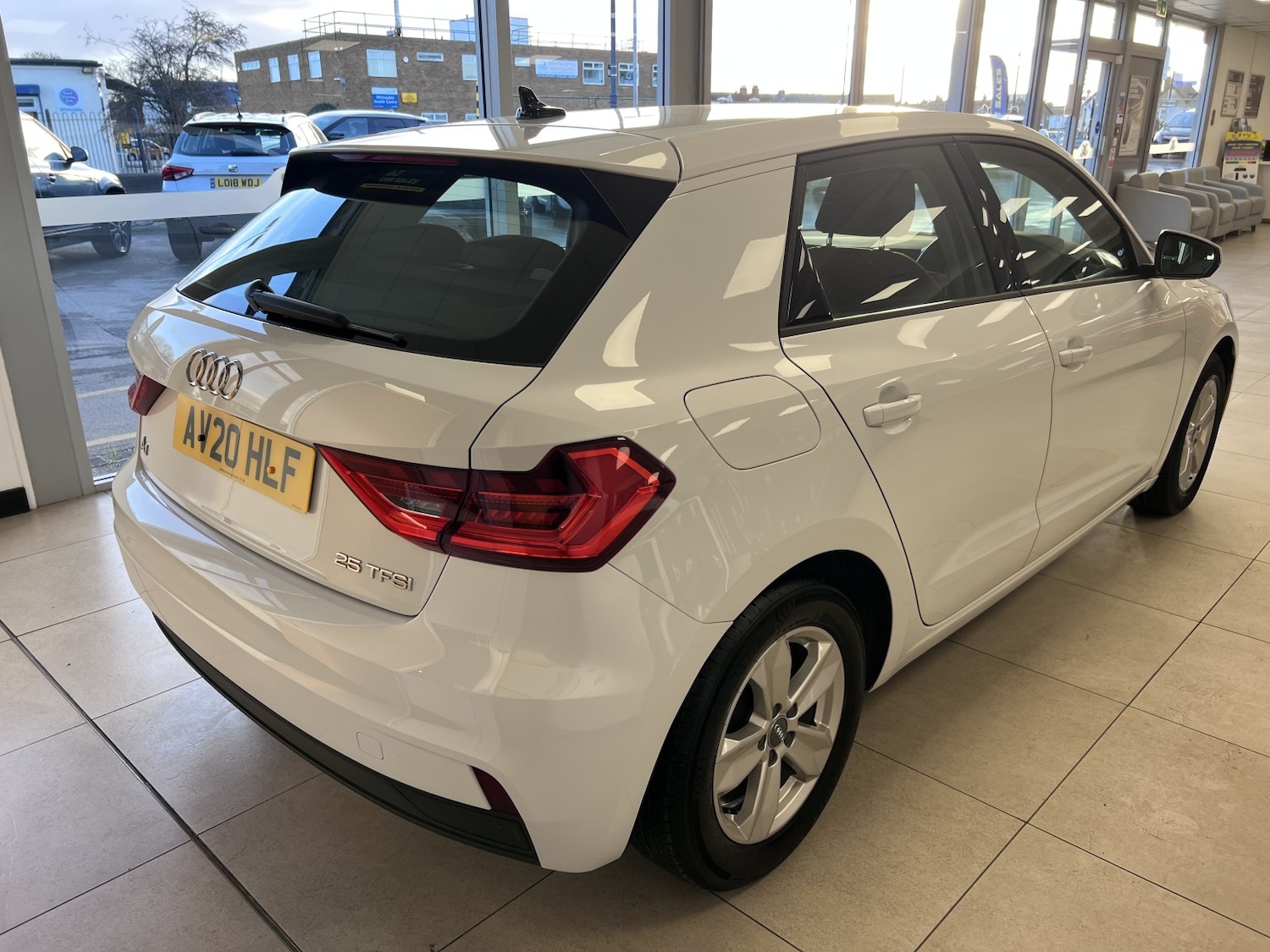 Used Audi A1 2020 for sale - 77313957: Photo 4