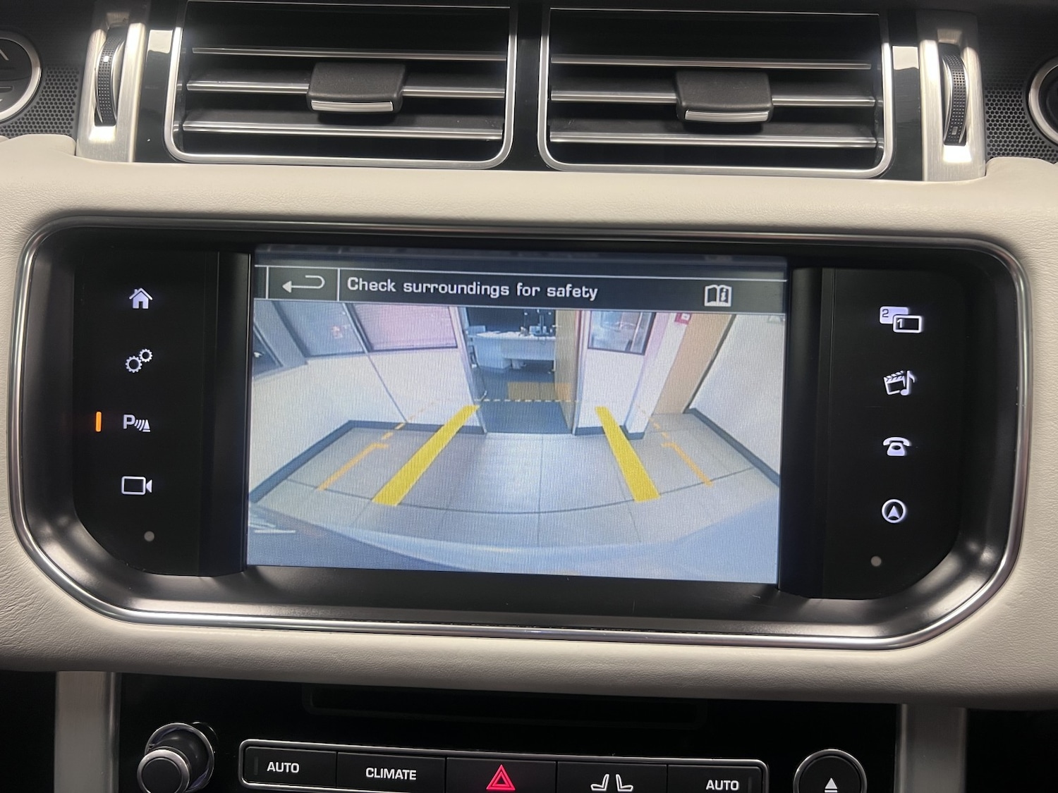 Used Land Rover Range Rover 2016 for sale - 78155392: Photo 28