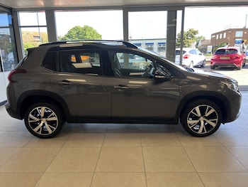 Used Peugeot 2008 2019 for sale - 78852648: Photo