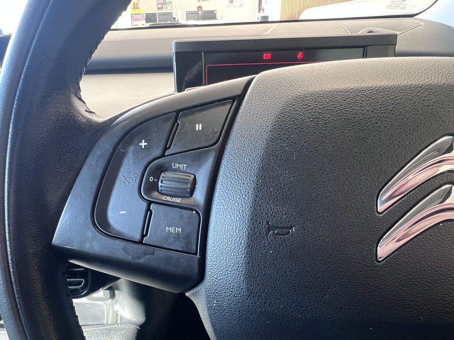 Used Citroen C4 Cactus 2017 for sale - 78155339: Photo 22