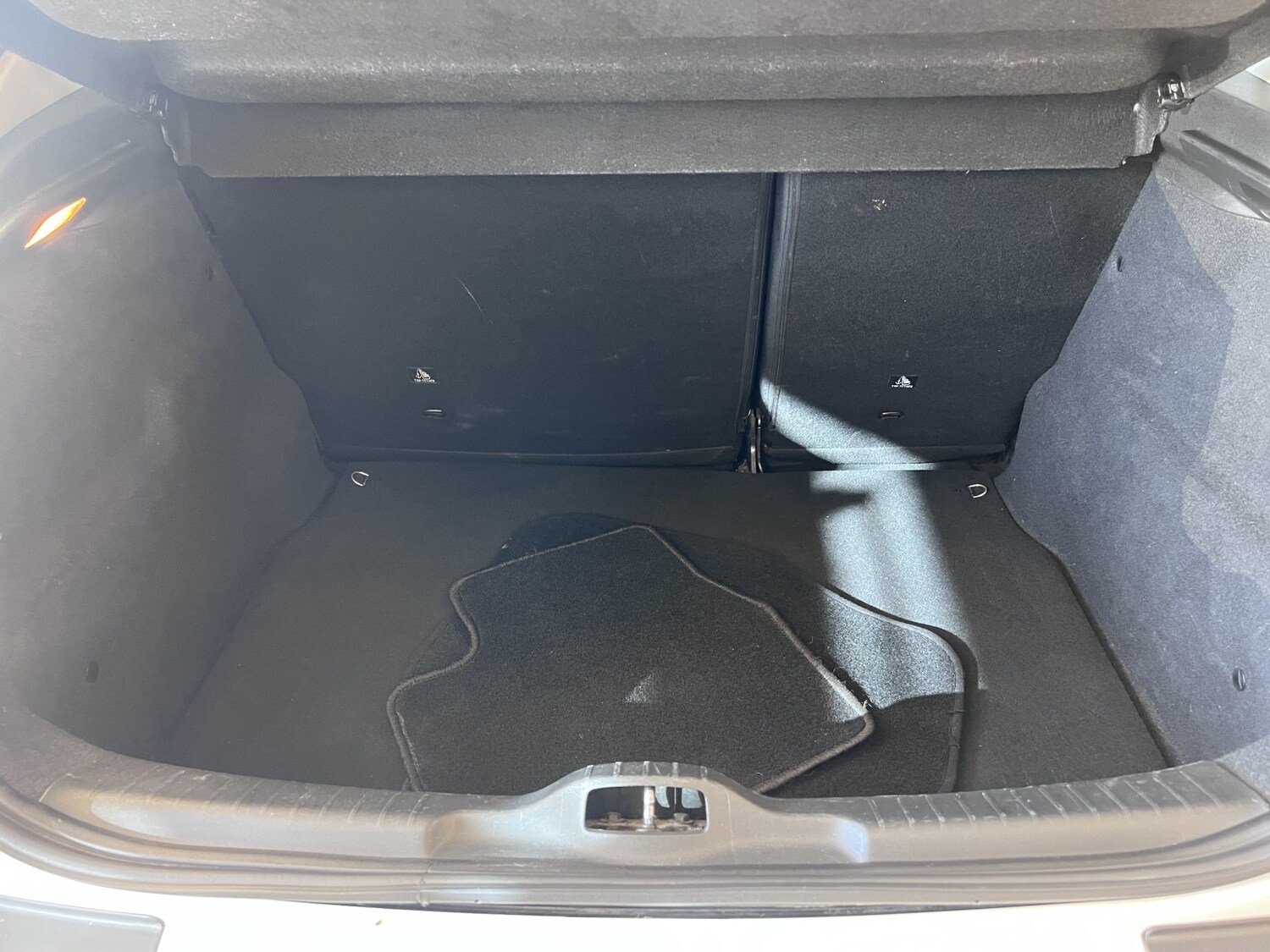 Used Citroen C4 Cactus 2017 for sale - 78155339: Photo 9