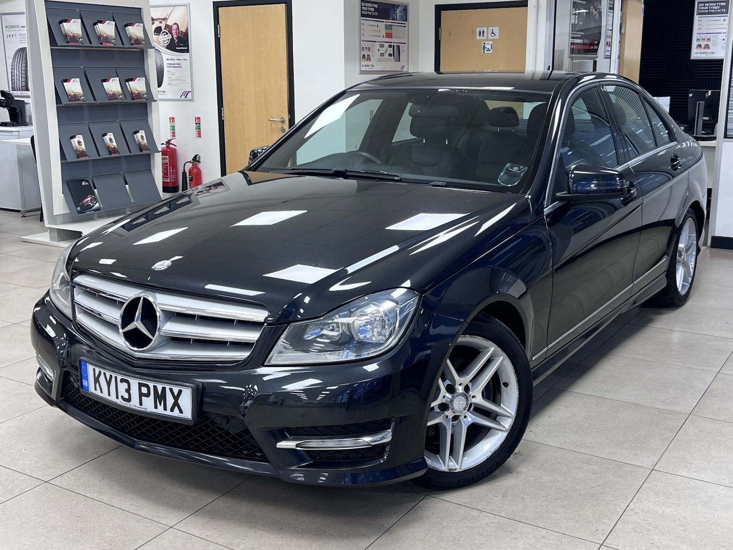 Used Mercedes-Benz C Class 2013 for sale - 77310691: Photo 3