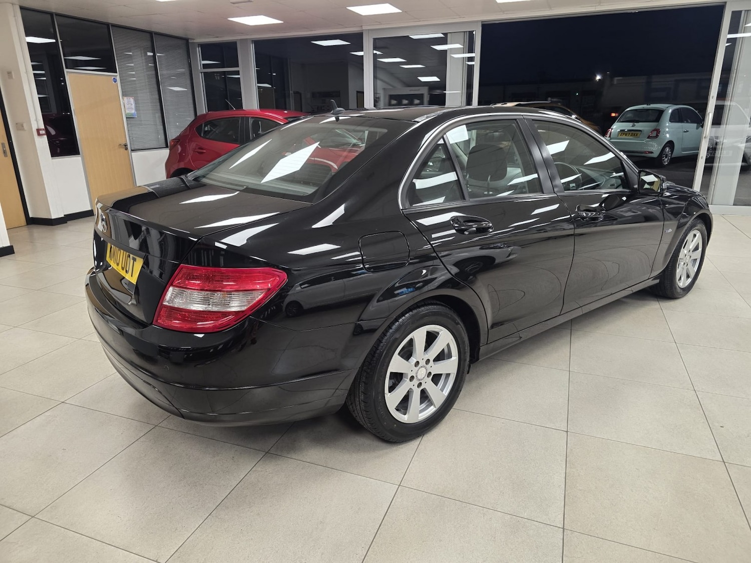 Used Mercedes-Benz C Class 2010 for sale - 76637474: Photo 6