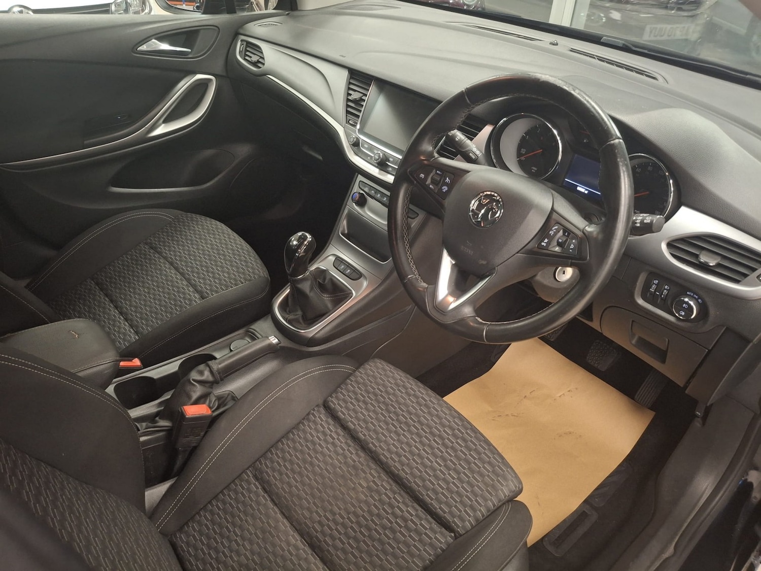 Used Vauxhall Astra 2018 for sale - 76571245: Photo 11