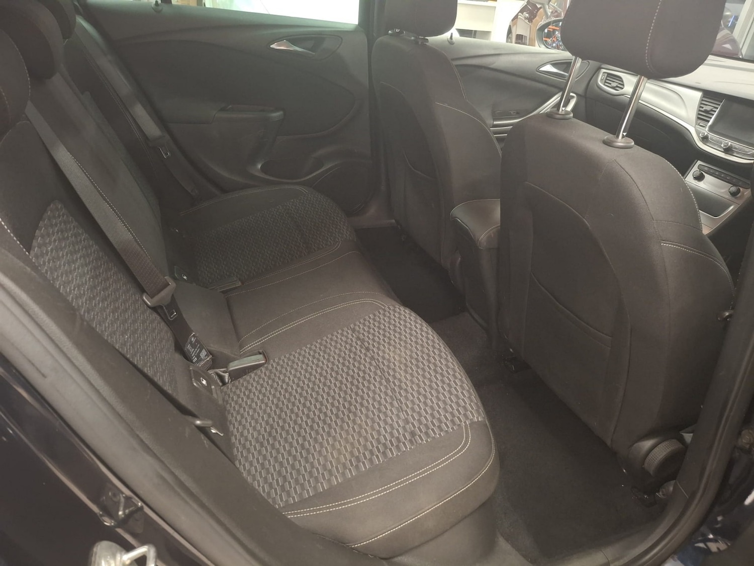 Used Vauxhall Astra 2018 for sale - 76571245: Photo 19