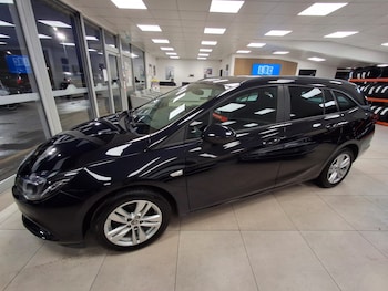 2018 - 1.6 CDTi ecoTEC BlueInjection Tech Line Nav 5-Door