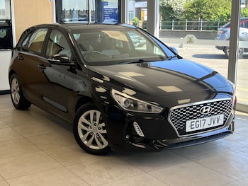 Used Hyundai i30 2017 for sale - 78641415: Photo