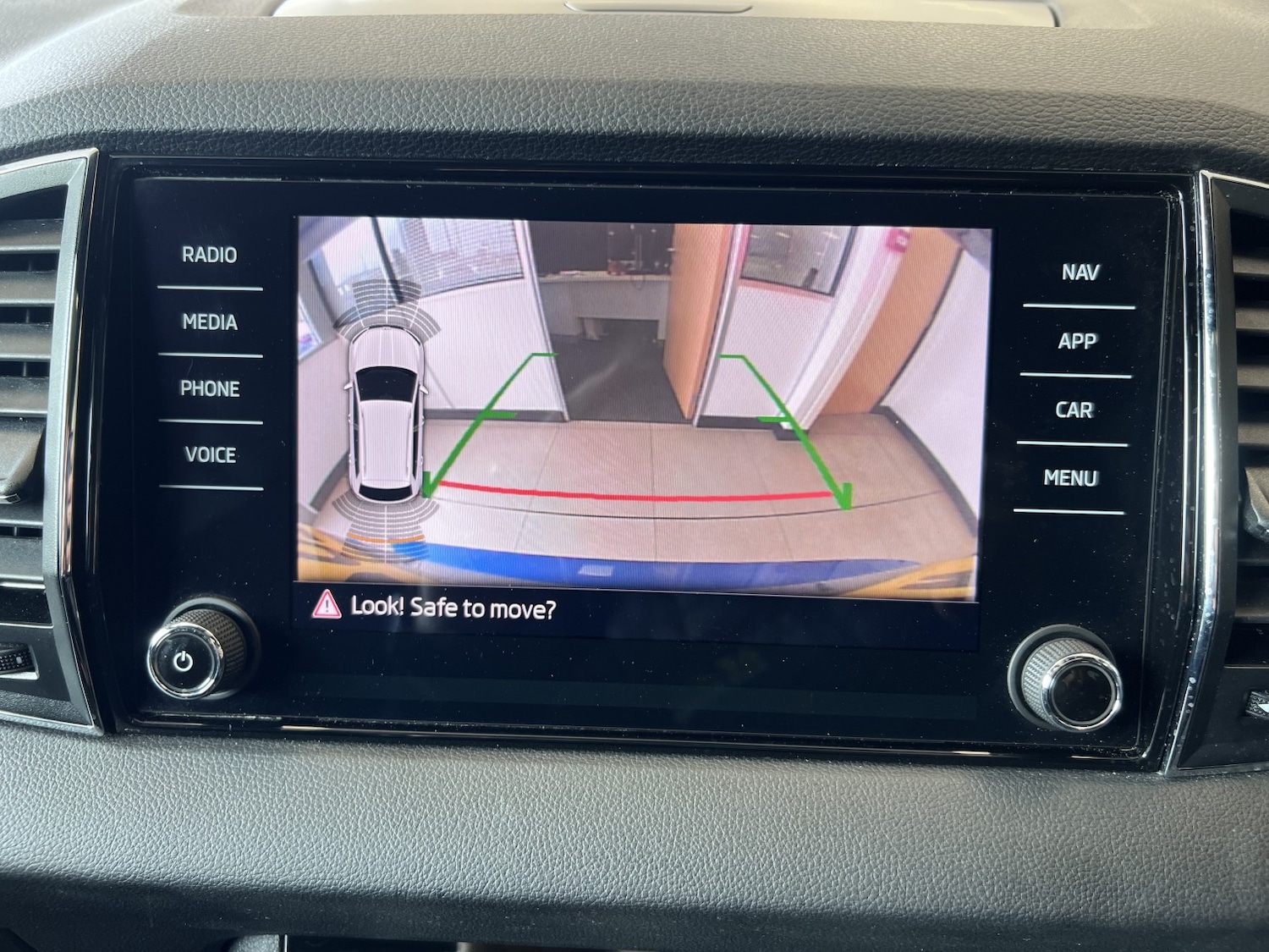 Used Skoda Karoq 2020 for sale - 77977168: Photo 21