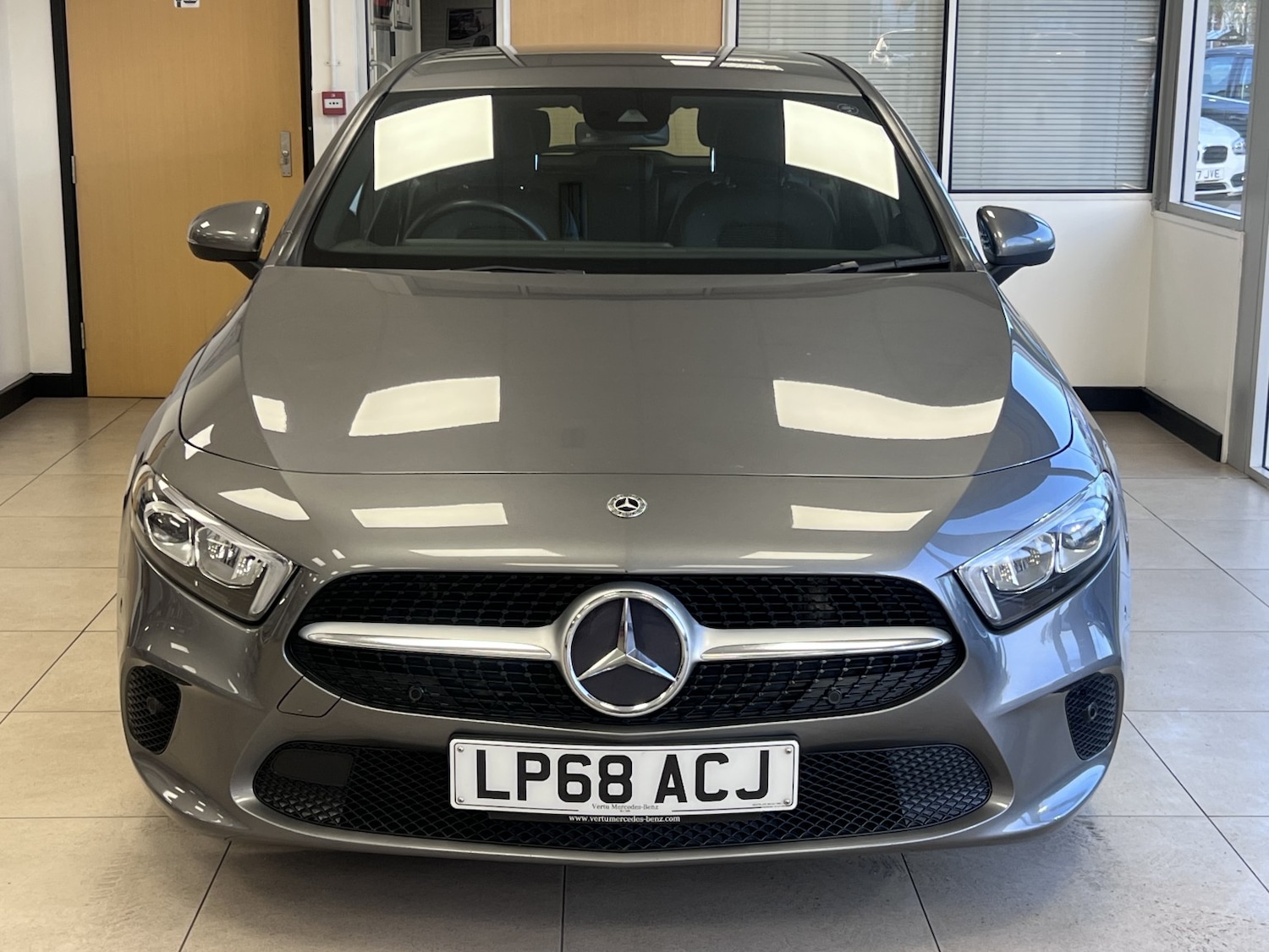 Used Mercedes-Benz A-Class 2018 for sale - 77968734: Photo 2