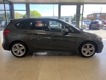 Used BMW 2 Series 2015 for sale - 78641368: Photo
