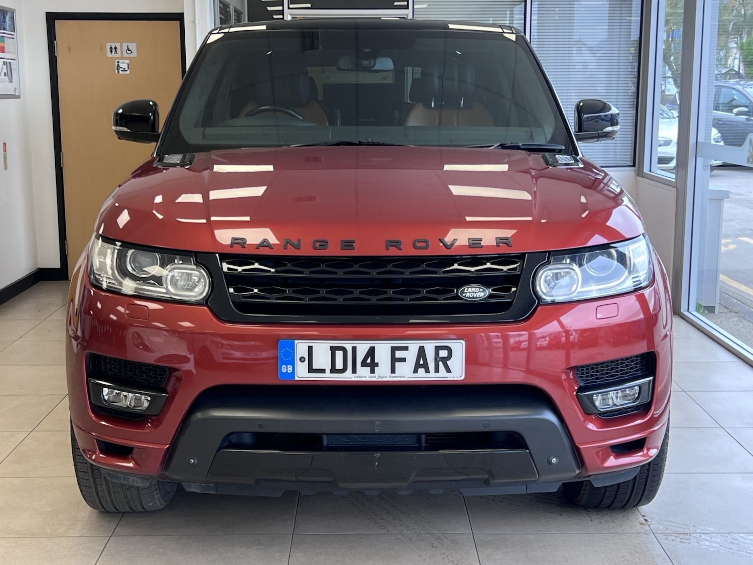 Used Land Rover Range Rover Sport 2014 for sale - 77707141: Photo 2