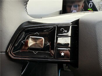 Used MG MG4 2025 for sale - 77706102: Photo