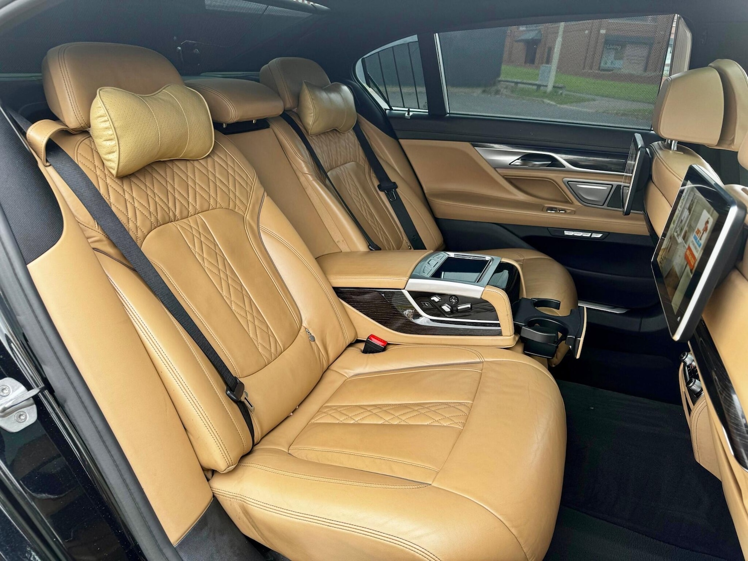 Used BMW 7 Series 2015 for sale - 76307885: Photo 20
