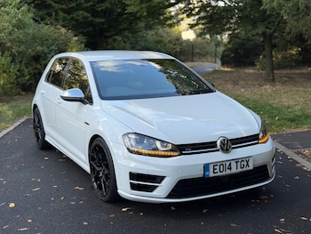 Used Volkswagen Golf 2014 for sale - 76045604: Photo