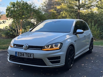 Used Volkswagen Golf 2014 for sale - 76045604: Photo