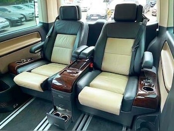 Used Volkswagen Caravelle 2013 for sale - 78947044: Photo