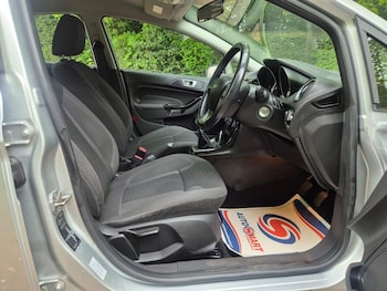 Used Ford Fiesta 2013 for sale - 78752287: Photo