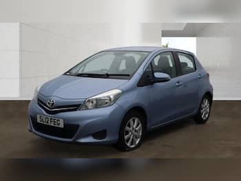Used Toyota Yaris 2012 for sale - 79697891: Photo