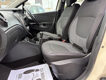 Used Renault Captur 2015 for sale - 79576226: Photo