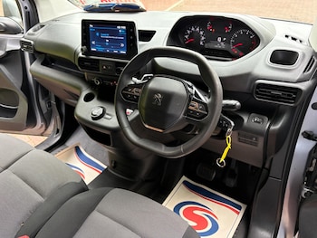 Used Peugeot Partner 2019 for sale - 78752626: Photo