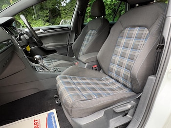 Used Volkswagen Golf 2015 for sale - 78752827: Photo