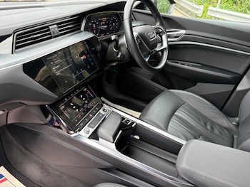 Used Audi e-tron 2023 for sale - 78784398: Photo