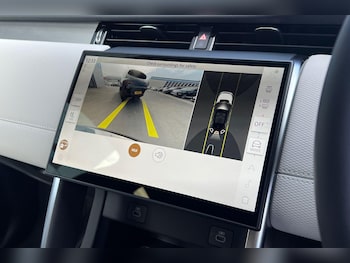 Used Land Rover Discovery Sport 2025 for sale - 75430734: Photo