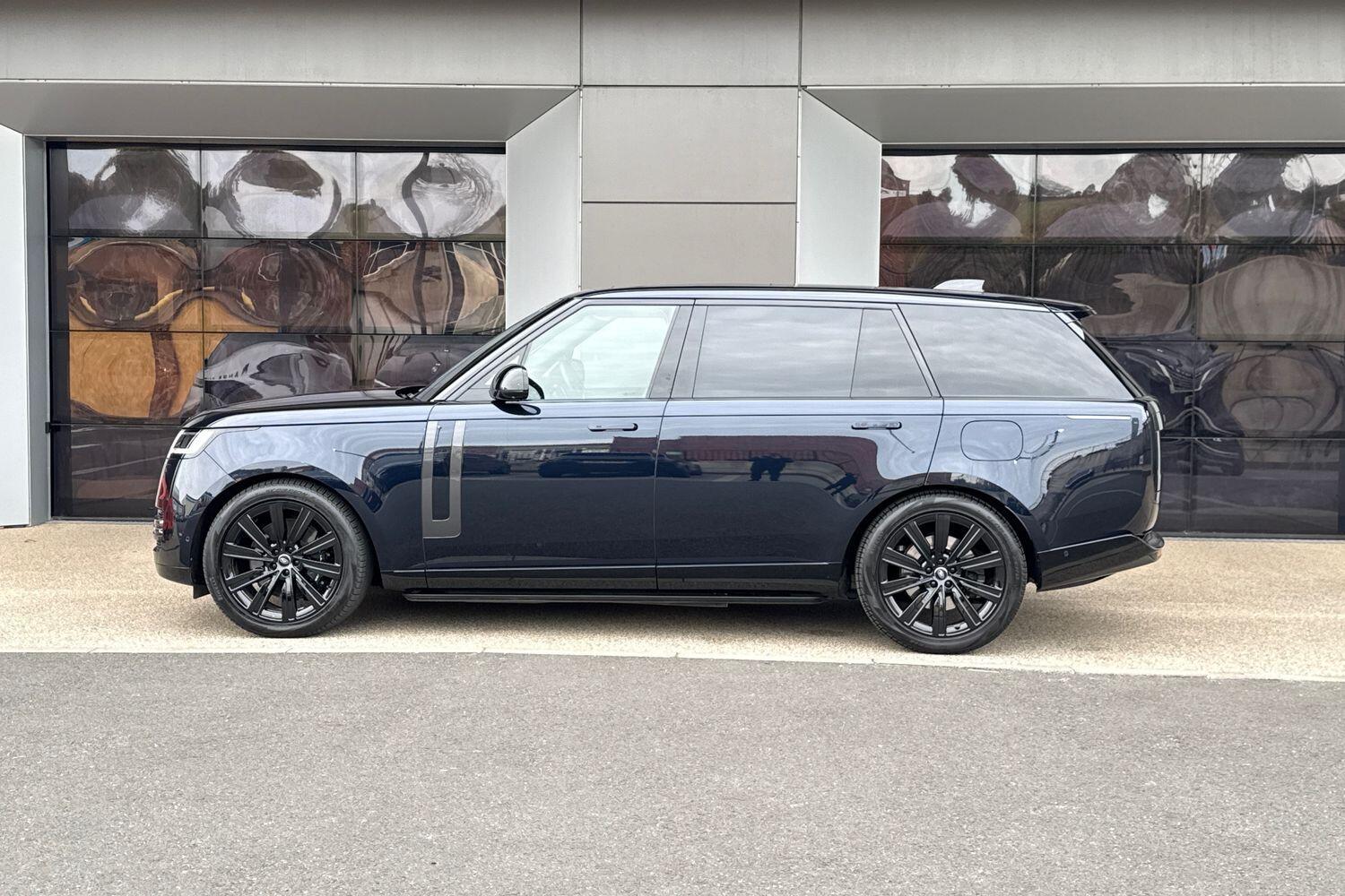 Used Land Rover Range Rover 2024 for sale - 76152318: Photo 12